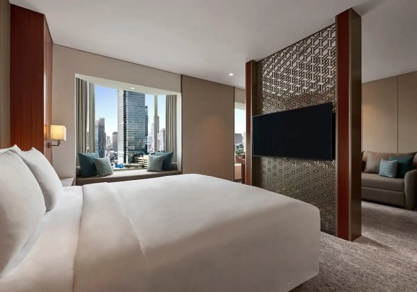 1 King Bed Family with Bundaran View