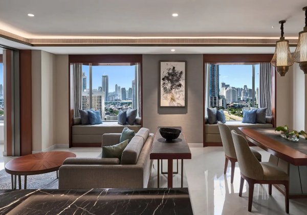 1 Capital Suite with Bundaran View