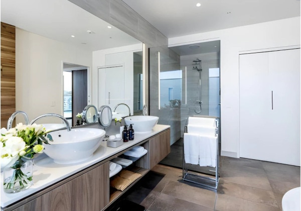 Premium Balcony Apartment