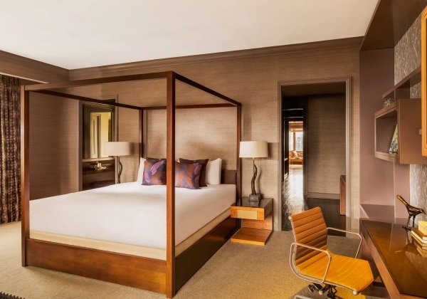 Lincoln Park 1Br Suite King