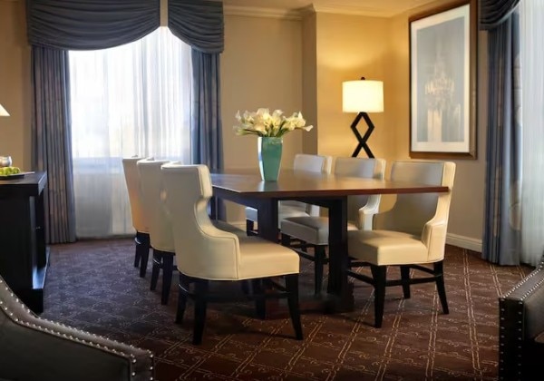 1Bedroom Suite 1King