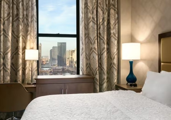 1King River View