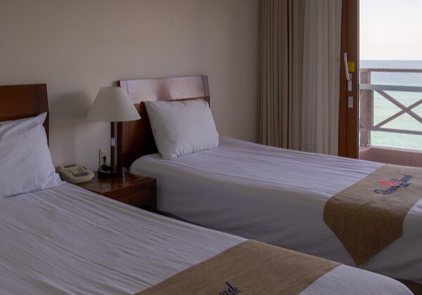 Deluxe Terrace Twin (Ocean View)