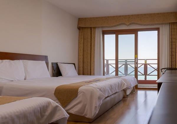 Ocean Suite (Ocean View)