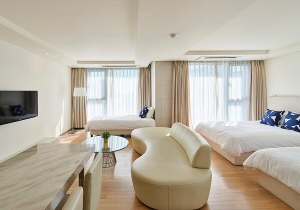 Premier Family Suite