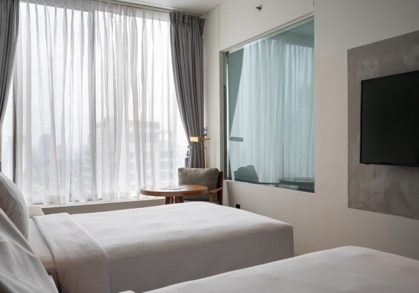 Superior Hollywood Triple