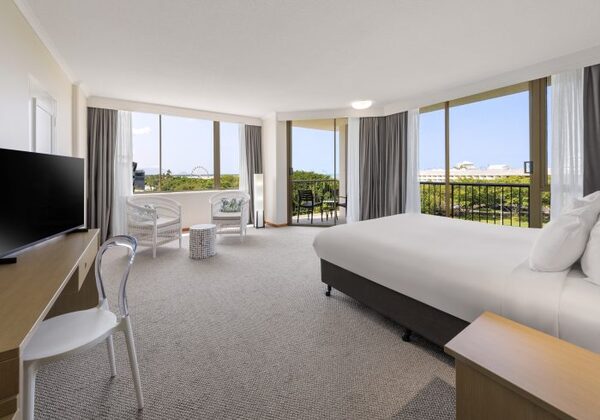 Superior King Balcony Suite