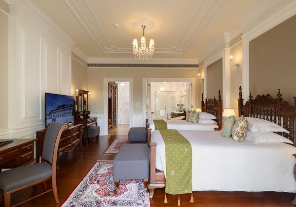 Deluxe Suite
