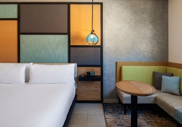 Aloft King Guest Room 1 King