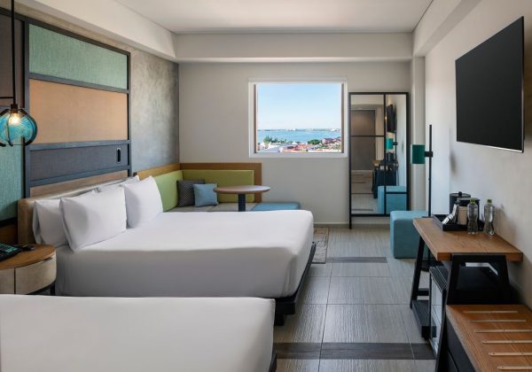 Aloft Lagoon View 2 Queen