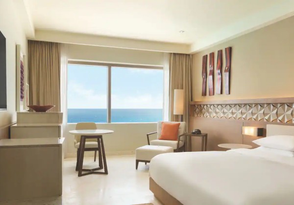 Club 2Bedroom Ocean Front Suite