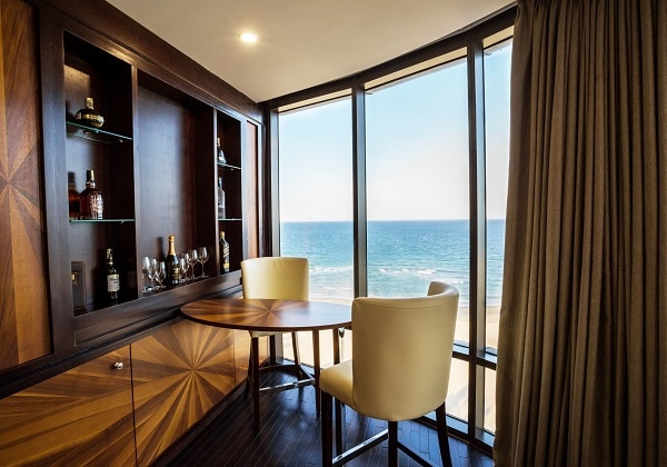 President Suite Beach Front