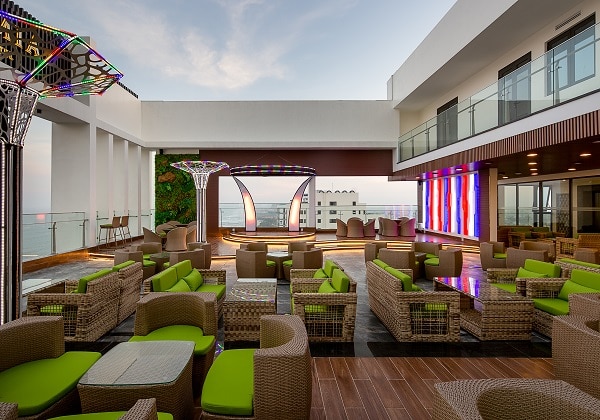 Sky Lounge & Restaurant