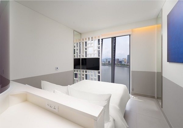 Wink Lite+ Queen Riverside