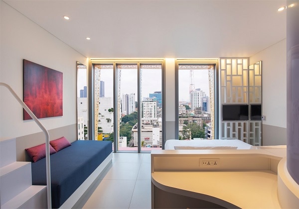 Wink Luxe King or Twin City View