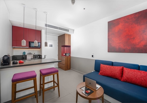 Wink Live 02-Bedroom City View