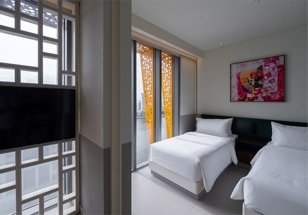 Wink Live 02-Bedroom Riverside