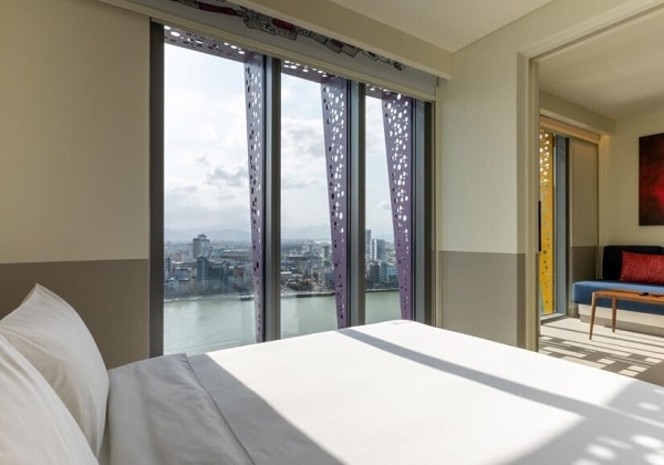 1 King Bed Suite River View