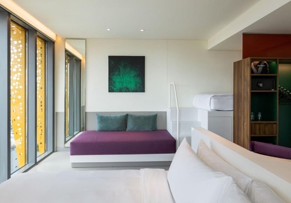 1 King Bed City View Deluxe