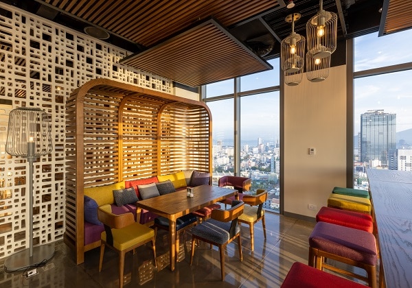 Wink Bar & Restaurant (Wink Space)