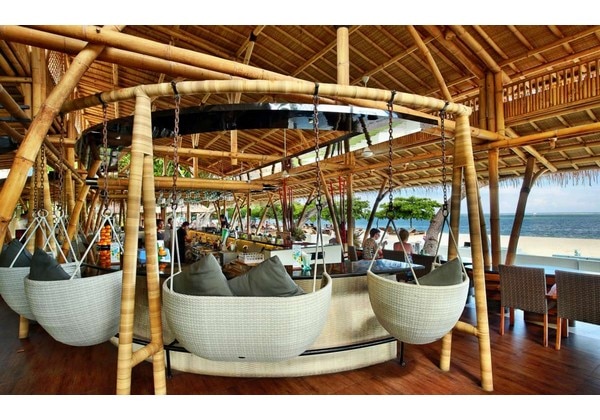 Bamboo Bar & Lounge