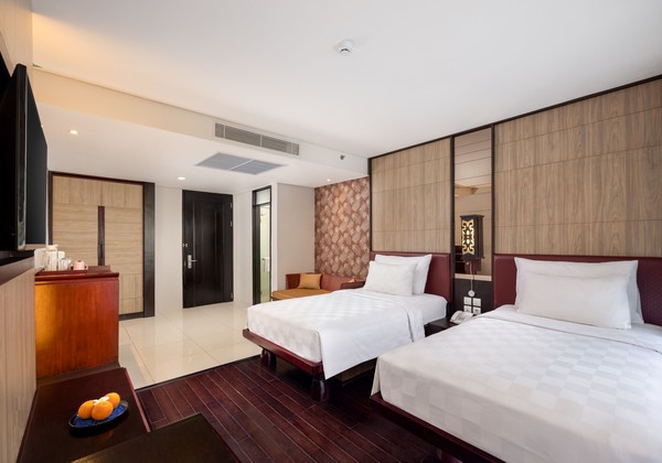 Grand Deluxe Plunge Pool