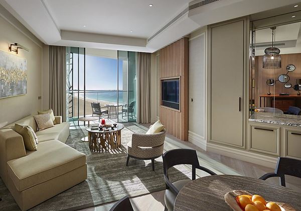 suite-sea-view-living-room