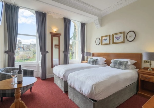 Standard Twin Room With Princes Street V