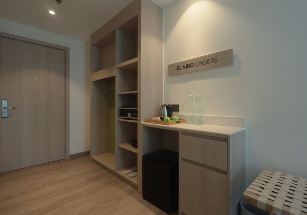 Deluxe Partial Seaview