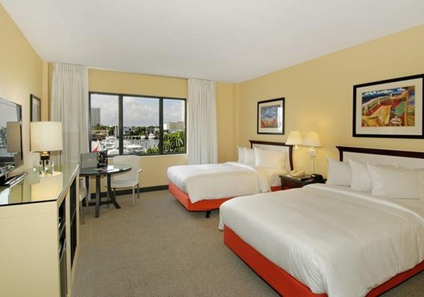 MARINA VIRE ROOM - 2 DOUBLE BEDS