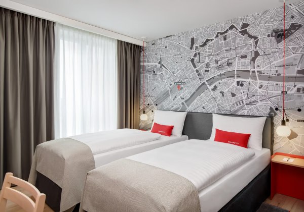 Superior Twin Room With Separate Beds