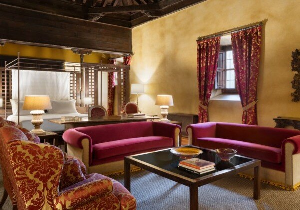 Suite King The Bishops