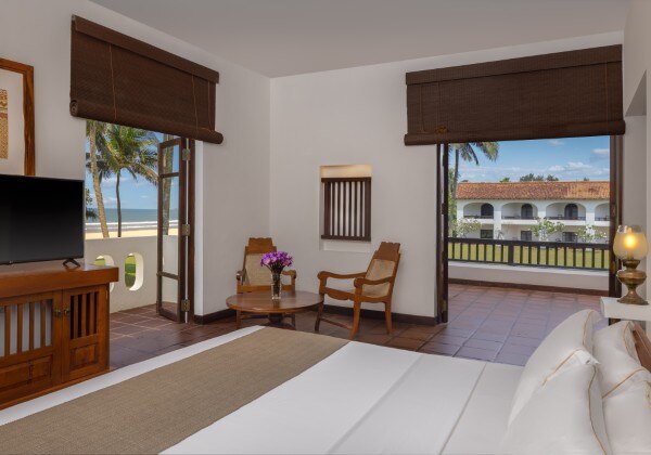 Corner Luxury Room + Ayurveda Treatment