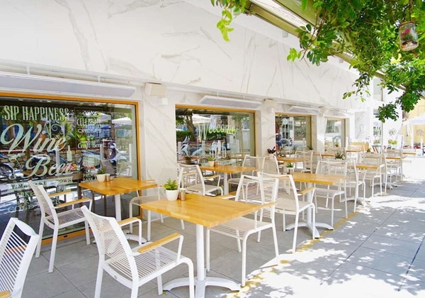 Restaurant Terrace