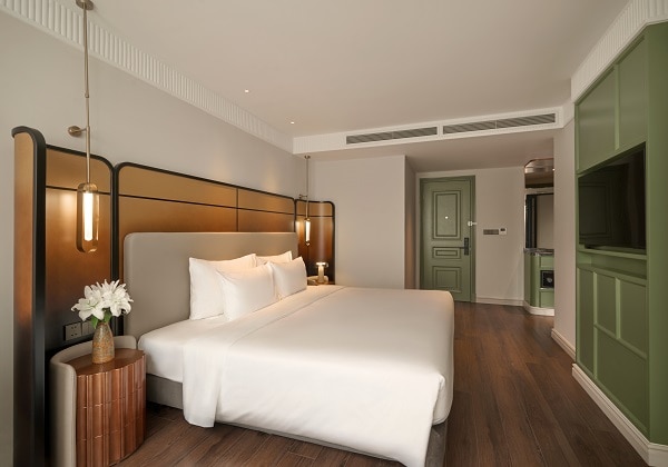 Solaria Street view
