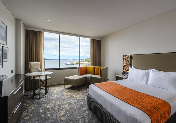 Superior Harbour View King