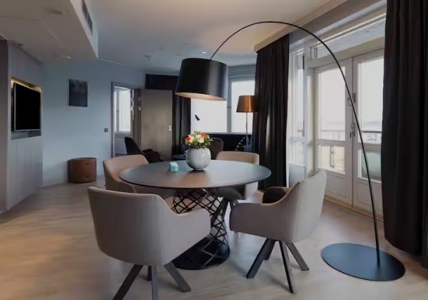 King Suite with Sea View