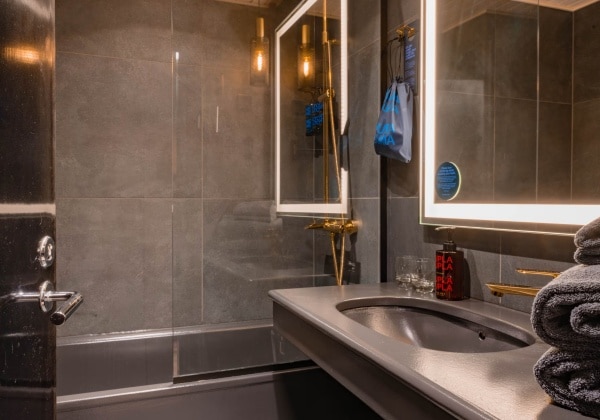 Standard Bathroom