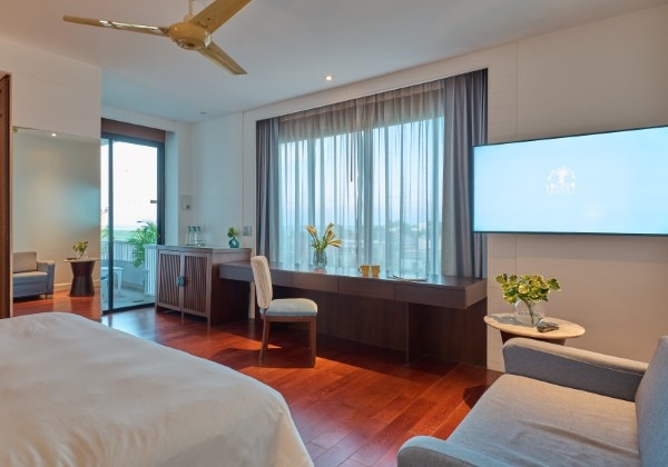 Mini Suite Sea and Horizon Balcony