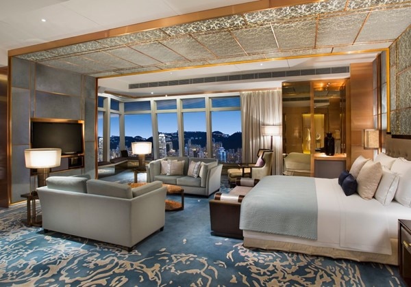 The Ritz-Carlton Suite Club Level