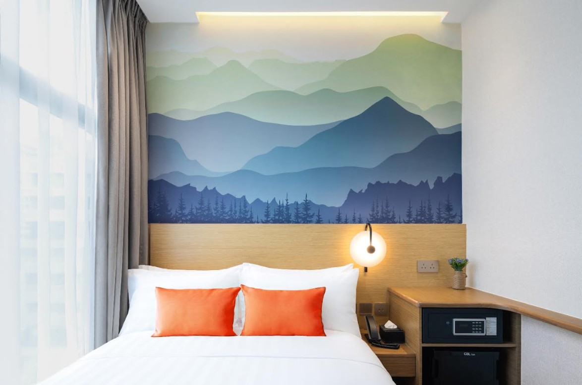Superior room