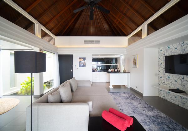 Tropical Pool Villa