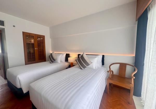 Deluxe Ocean View Twin