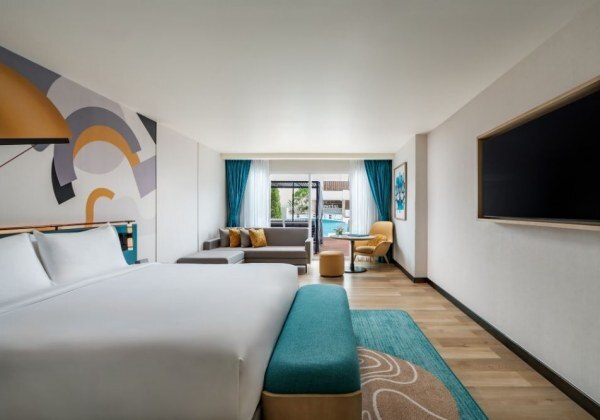 Social Cosy King Pool view (Sunkissed)