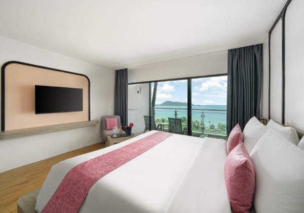 Grand Deluxe Honeymoon