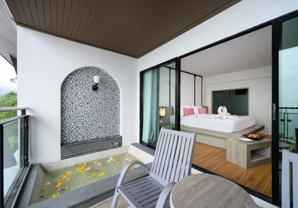 Grand Deluxe Honeymoon