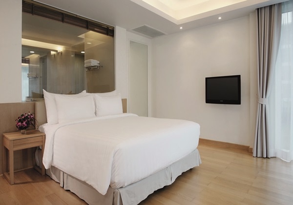 1bed room residence