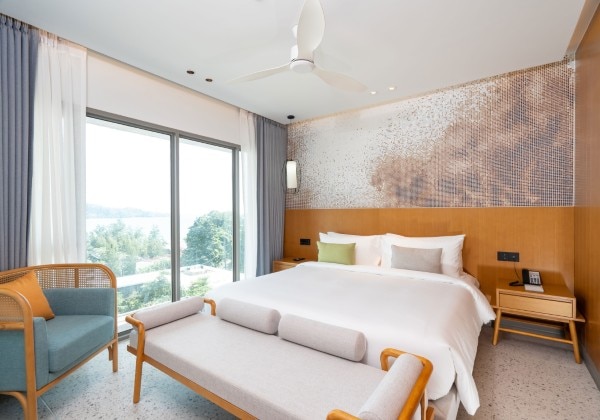 Deluxe Suite with Ocean View