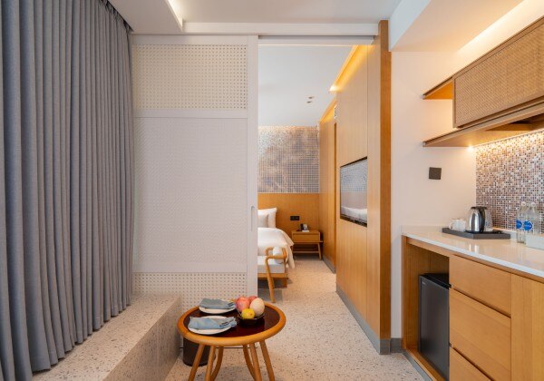 Deluxe Suite with Pool Access