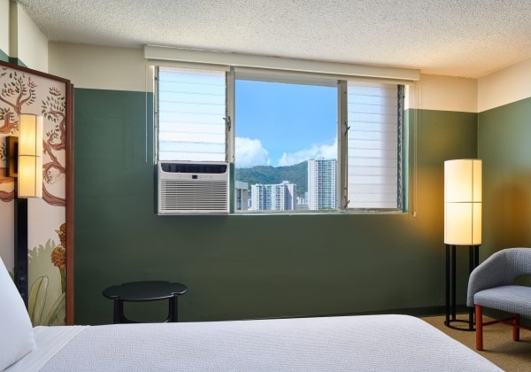 High Floor City View King